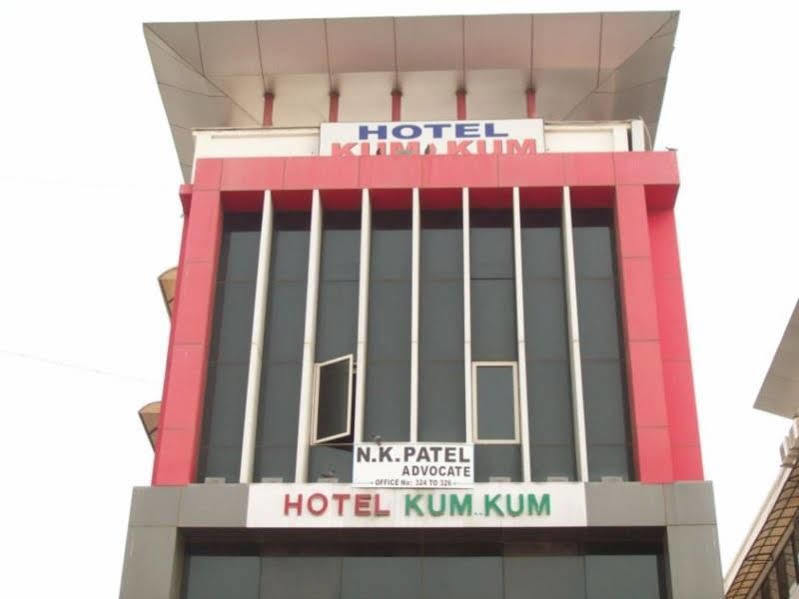 Hotel Kum Kum Adalaj Eksteriør billede
