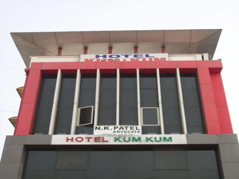 Hotel Kum Kum Adalaj Eksteriør billede